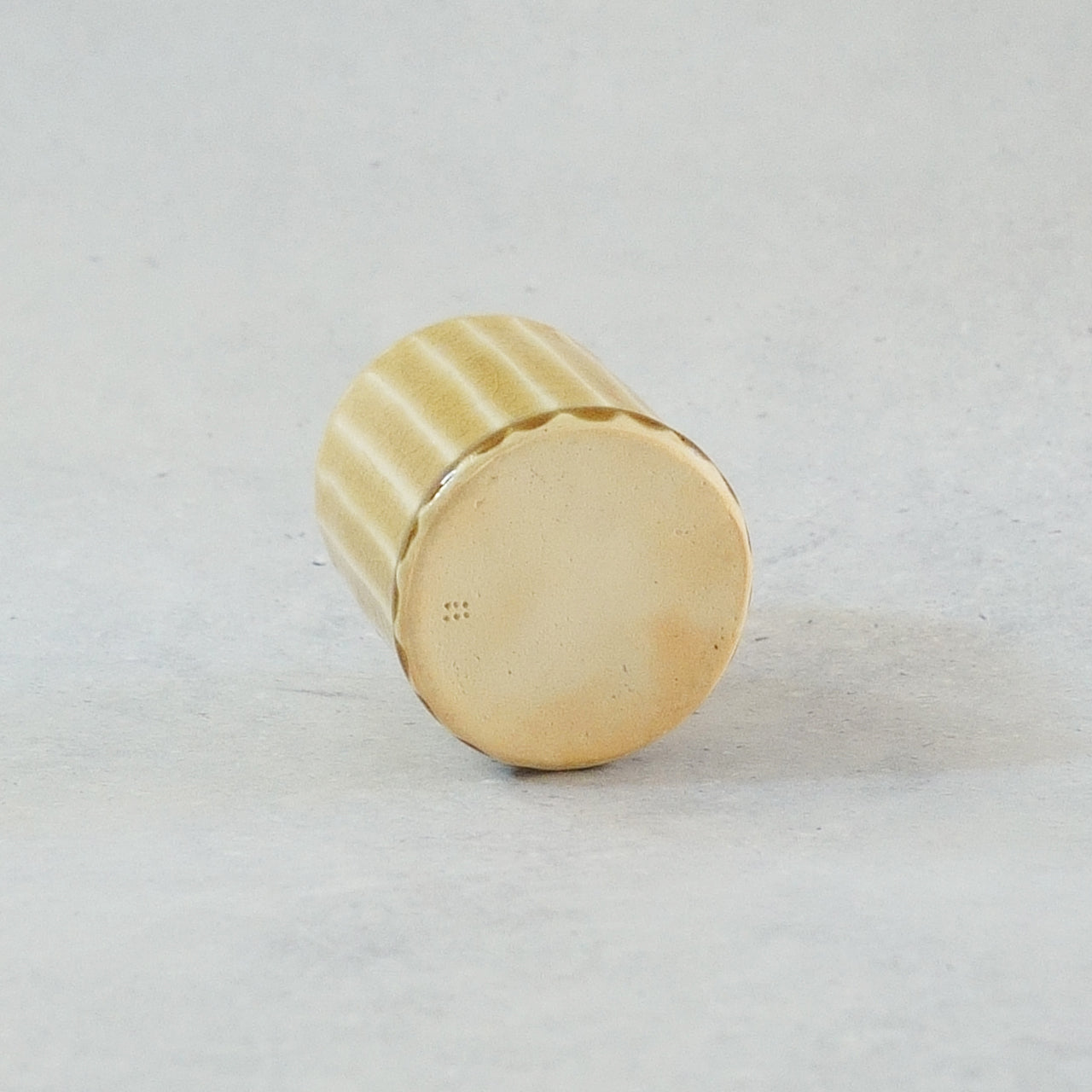 225 えんぴつハチミツ