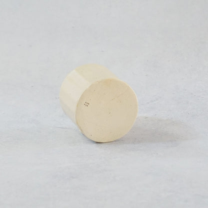 233 えんぴつホワイト