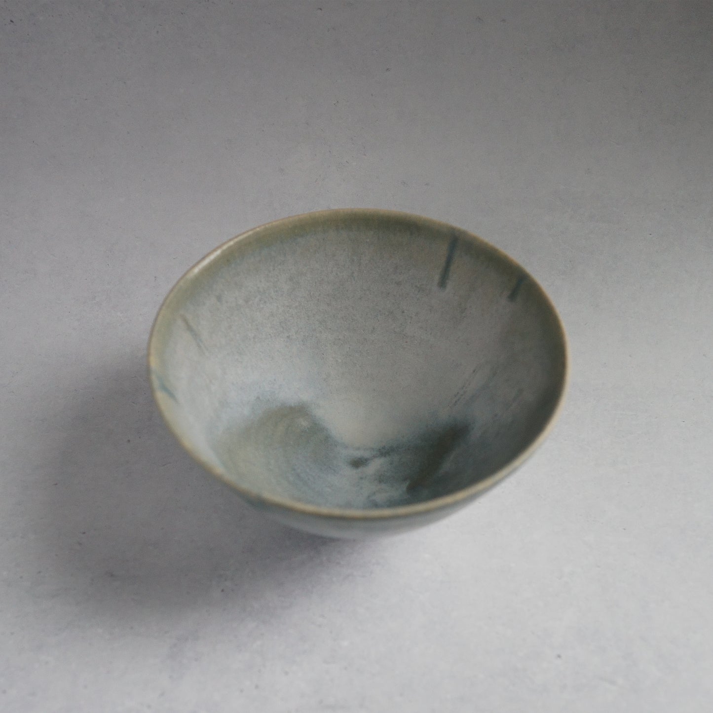 25_Bowl Fog Gray A
