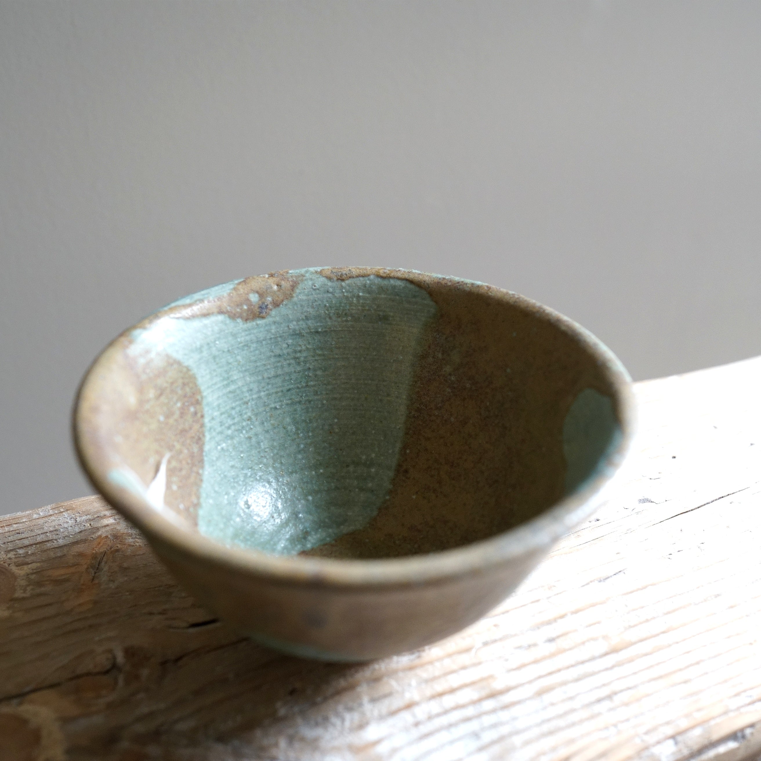 Brown-Gray 飯碗（大）| 錆茶と灰のグラデーション ハンドメイド陶器