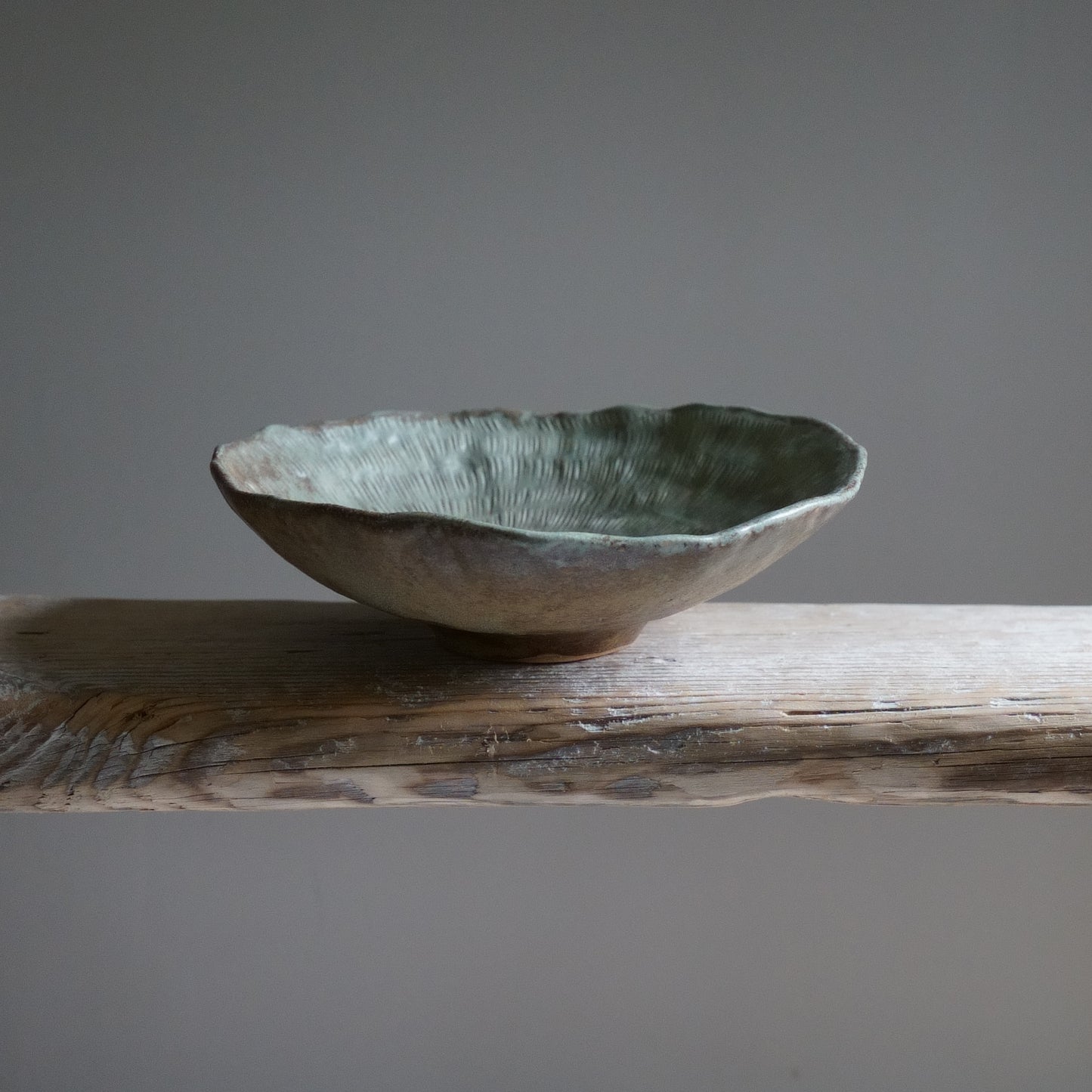 Handbuilt Flower Plate — Large（手捻り花皿 プレート）