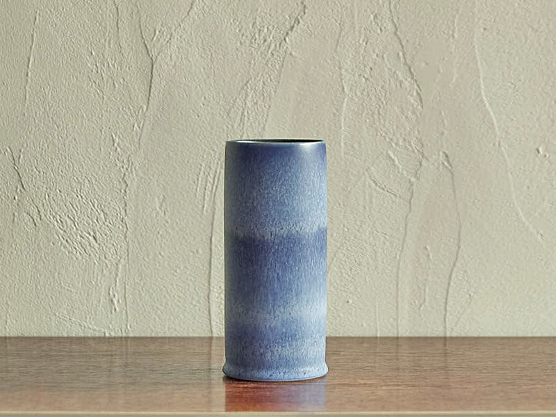TORTUS Copenhagen (DENMARK) / Eric Landon / Unique cylinder in indigo blue glaze (T08)