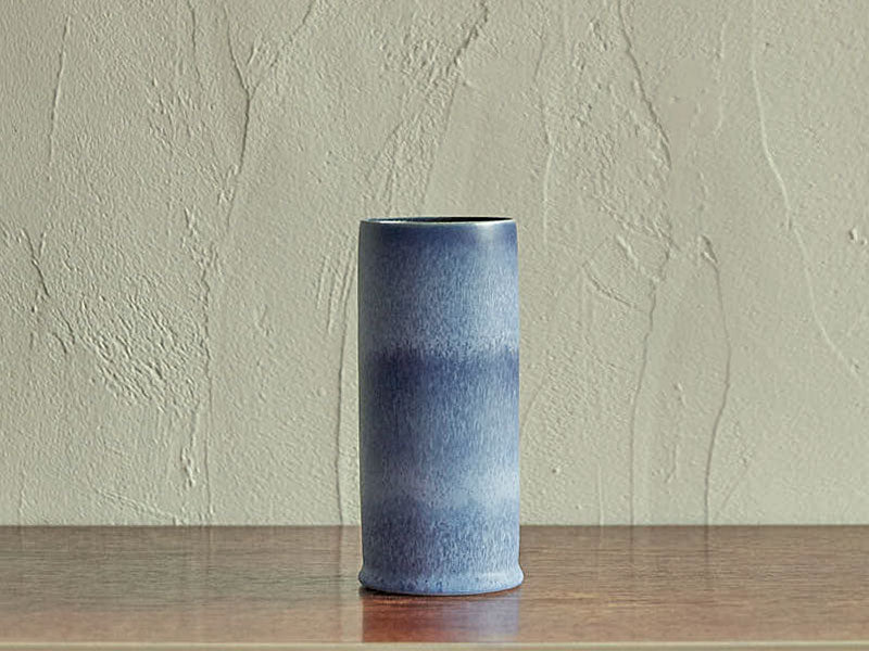 TORTUS Copenhagen (DENMARK) / Eric Landon / Unique cylinder in indigo blue glaze (T08)