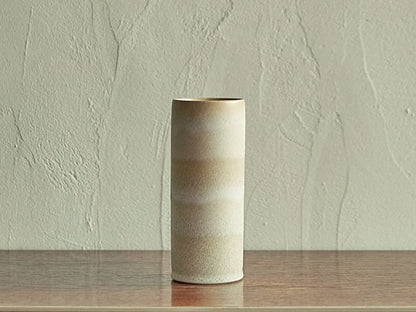 TORTUS Copenhagen (DENMARK) / Eric Landon / Unika cylinder in earth white glaze(T10)