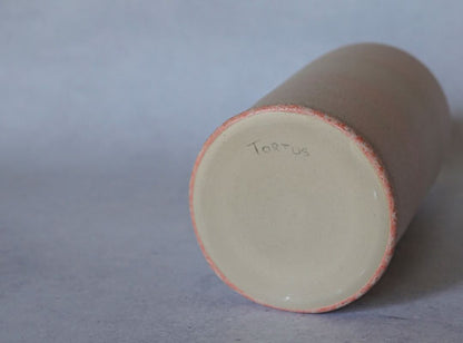 TORTUS Copenhagen (DENMARK) / Eric Landon / Shouldered bottle in coral glaze (T22)